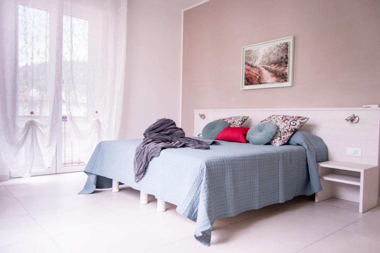 Appartamento Iris Garda  Ngoại thất bức ảnh