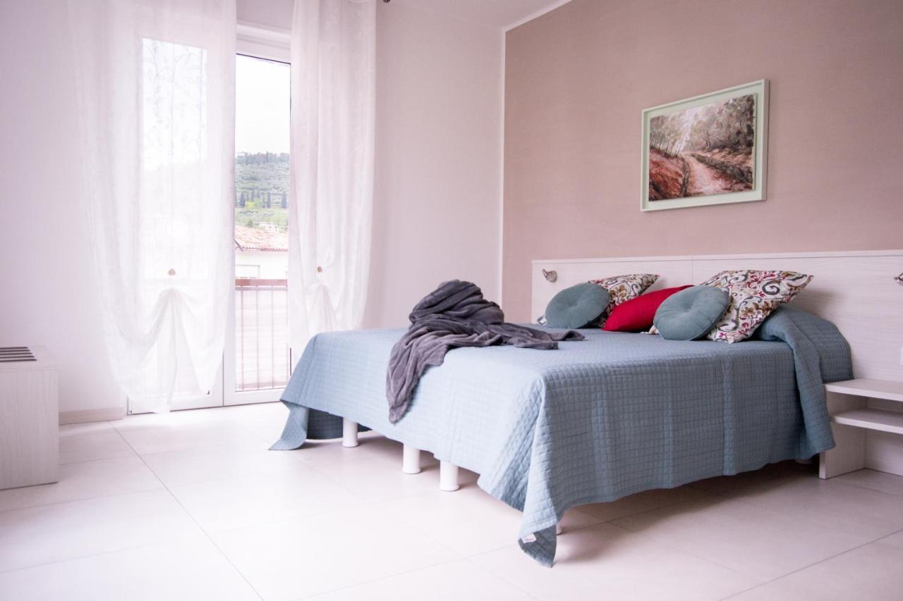 Appartamento Iris Garda  Ngoại thất bức ảnh